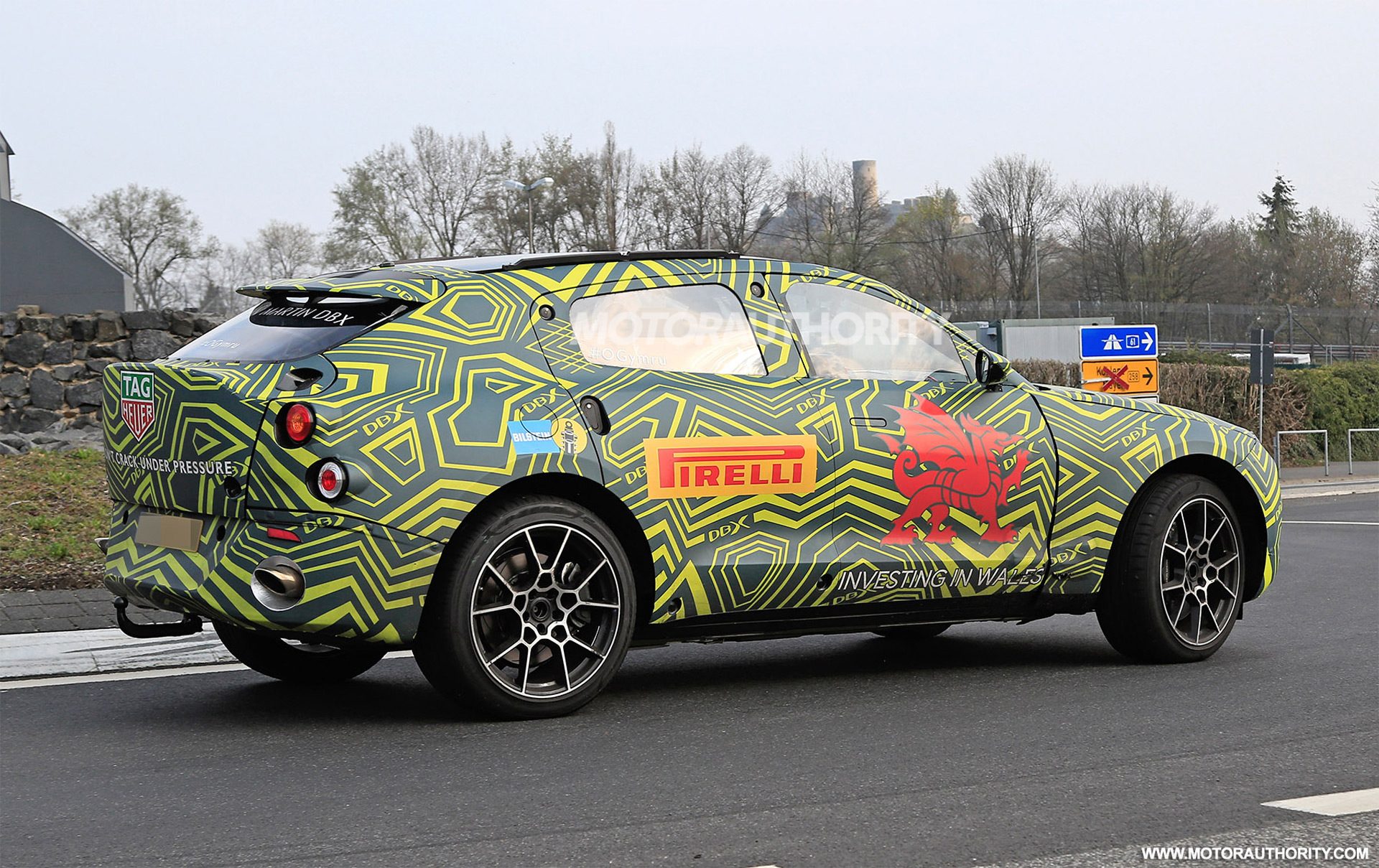 2020-aston-martin-dbx-spy-shots--image-via-s-baldauf-sb-medien_100697985_h.jpg