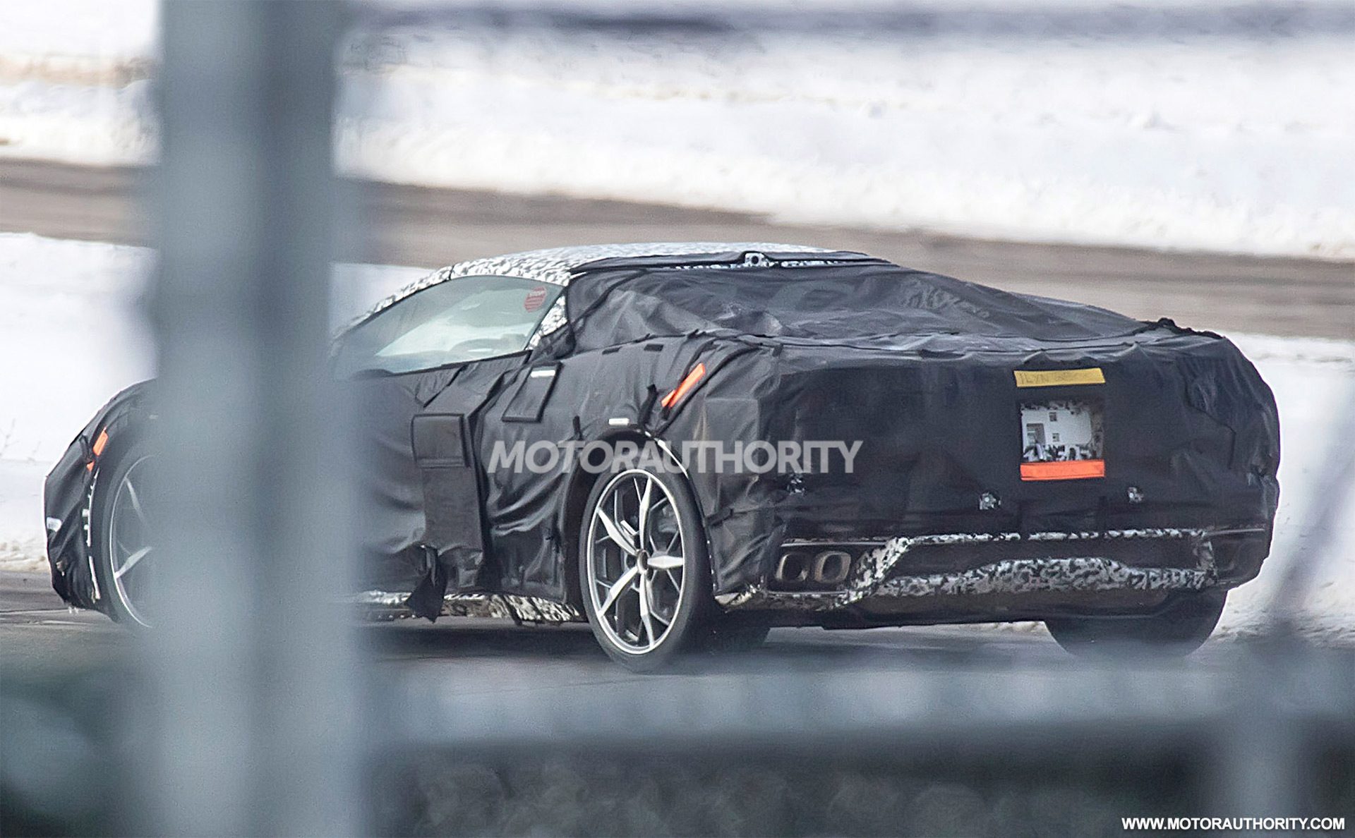 2020-chevrolet-corvette-c8-spy-shots--image-via-s-baldauf-sb-medien_100642973_h.jpg