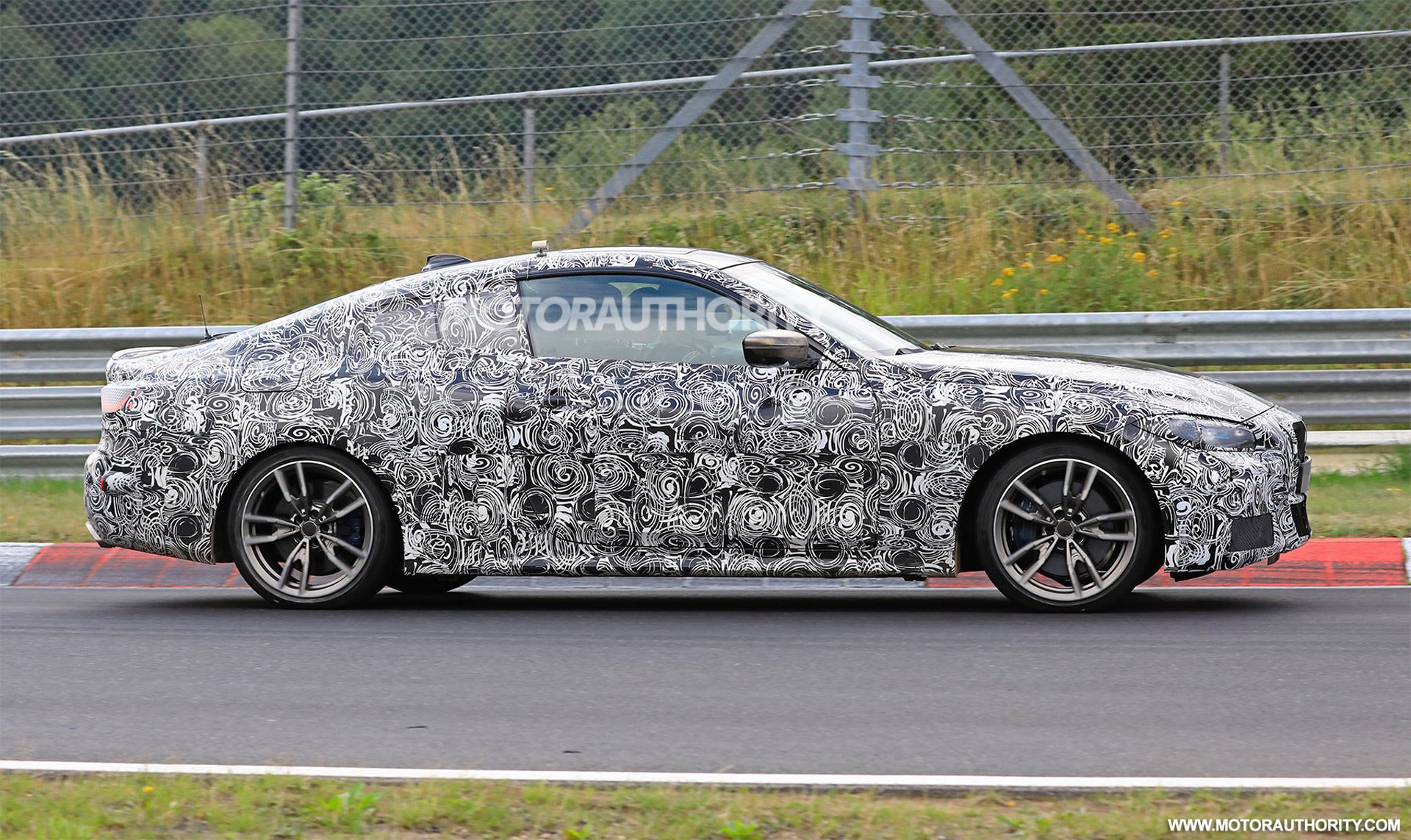 2021-bmw-4-series-spy-shots--image-via-s-baldauf-sb-medien_100711516_h.jpg