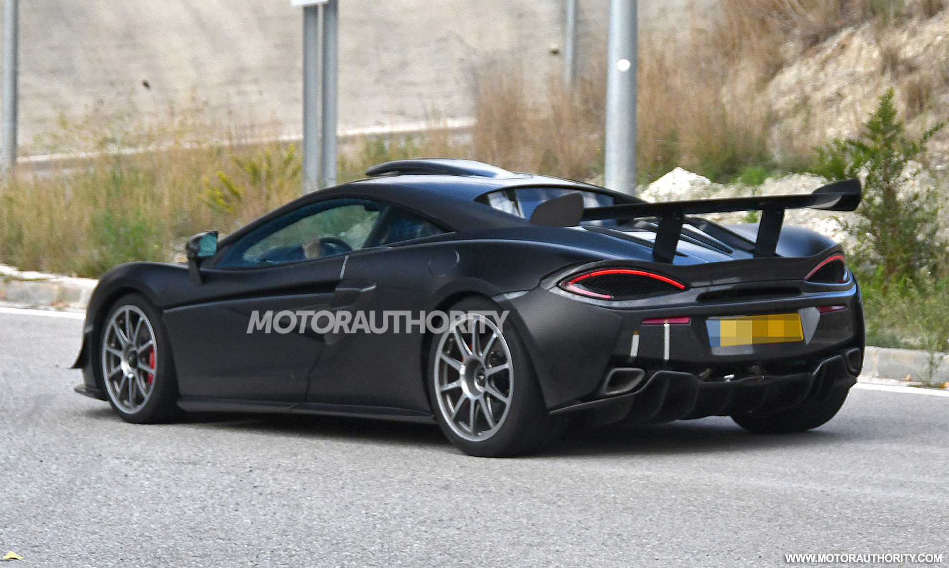 2021-mclaren-620r-spy-shots--photo-credit-s-baldauf-sb-medien_100720018_h.jpg