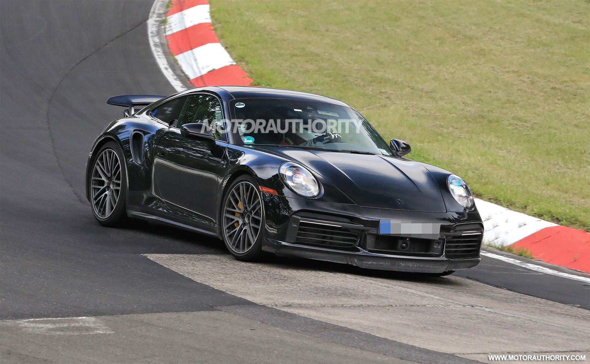 2024-porsche-911-turbo-s-e-hybrid-test-mule-spy-shots--photo-credits-baldauf-sb-medien_100799038_h.jpg