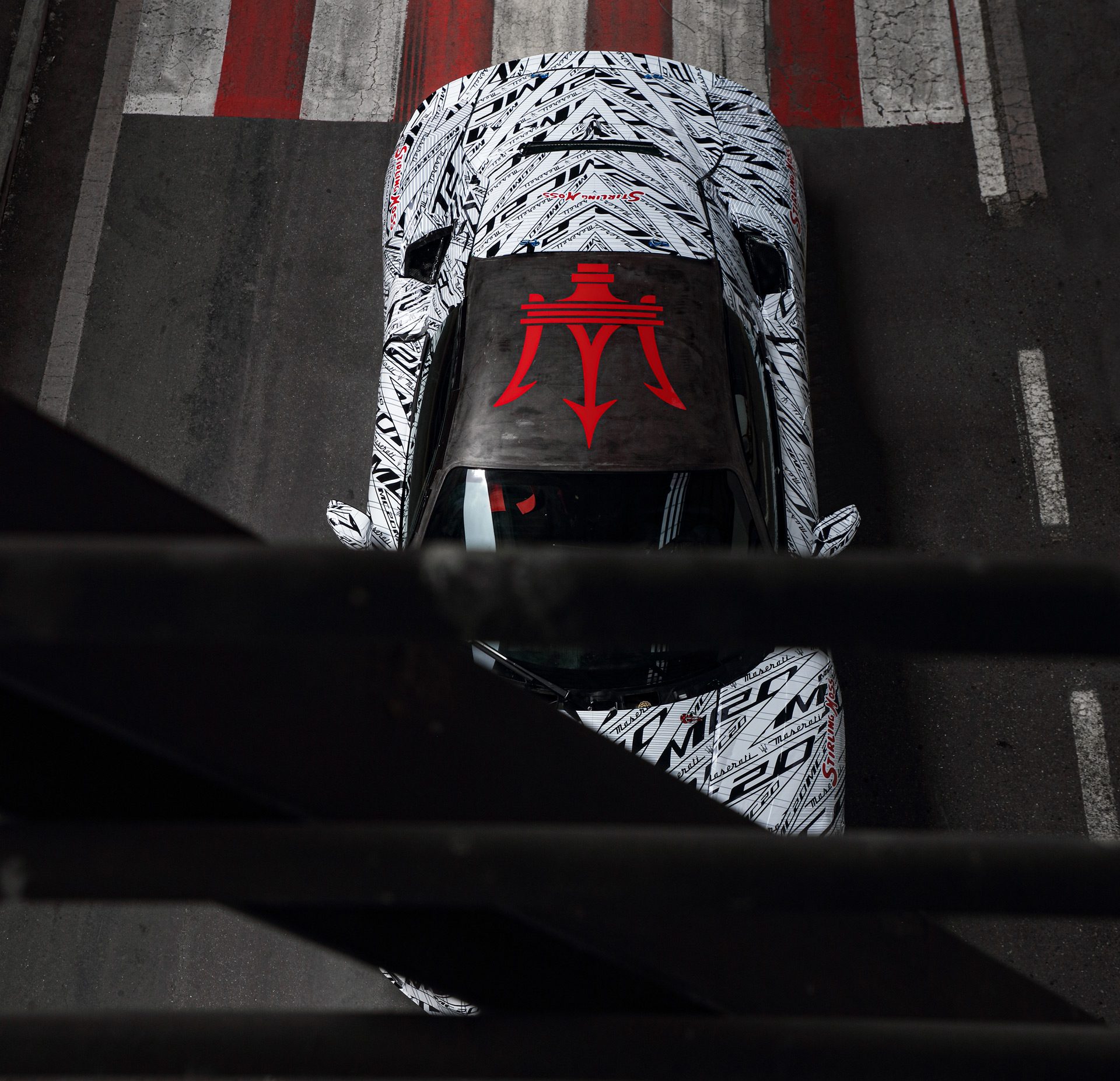 teaser-for-maserati-mc20-debuting-in-september-2020_100746595_h.jpg