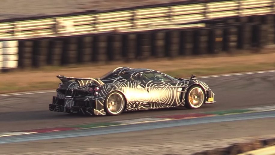 pagani-huayra-dragon-testing-photo-19bozzy92-youtube_100702500_l.jpg