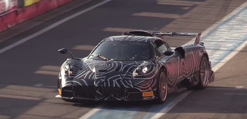 pagani-huayra-dragon-testing-photo-19bozzy92-youtube_100702501_l.jpg