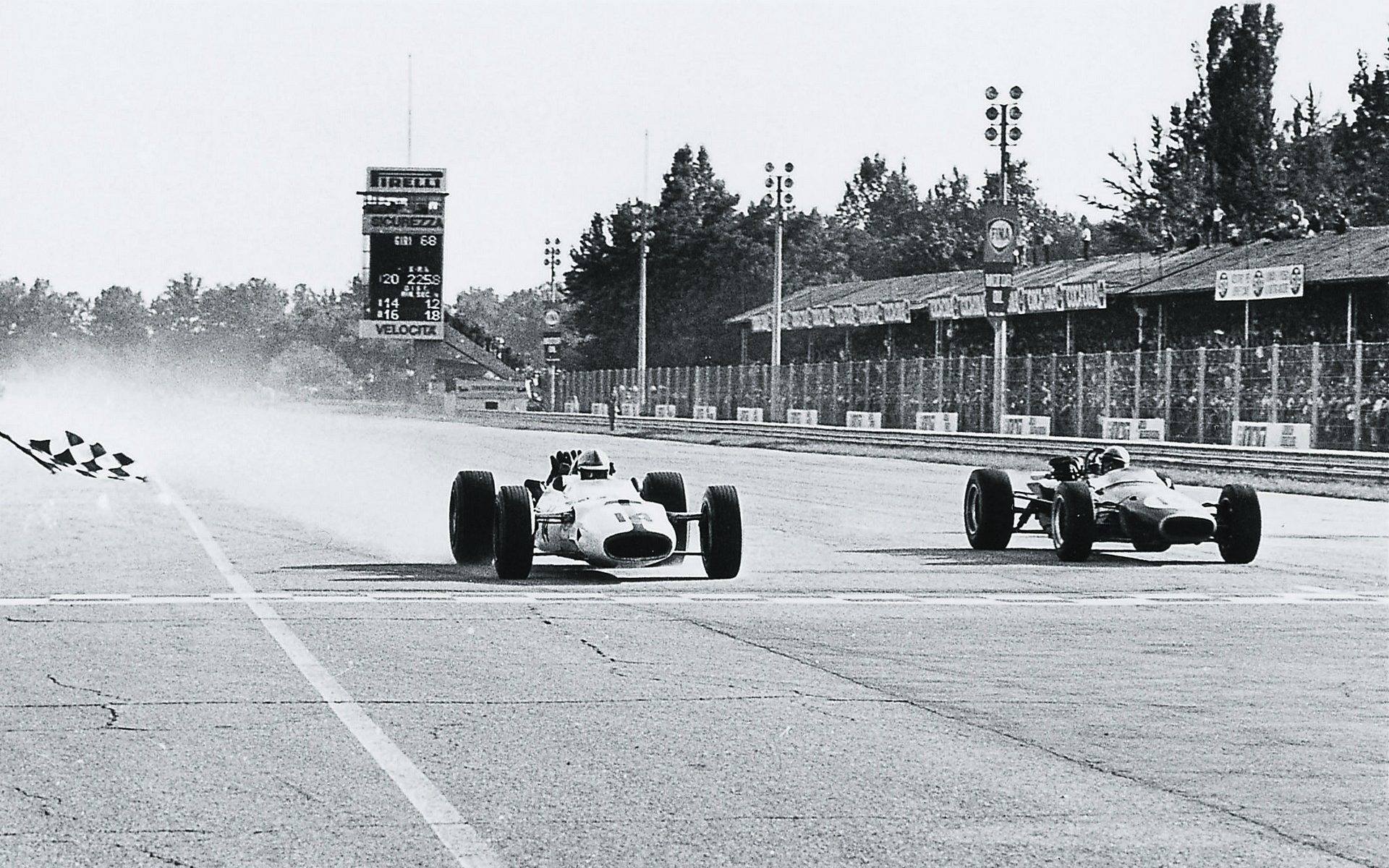 1967+John+Surtees+%7C+Honda+RA273+%7C+1967+Italian+GP+winner+copy.jpg