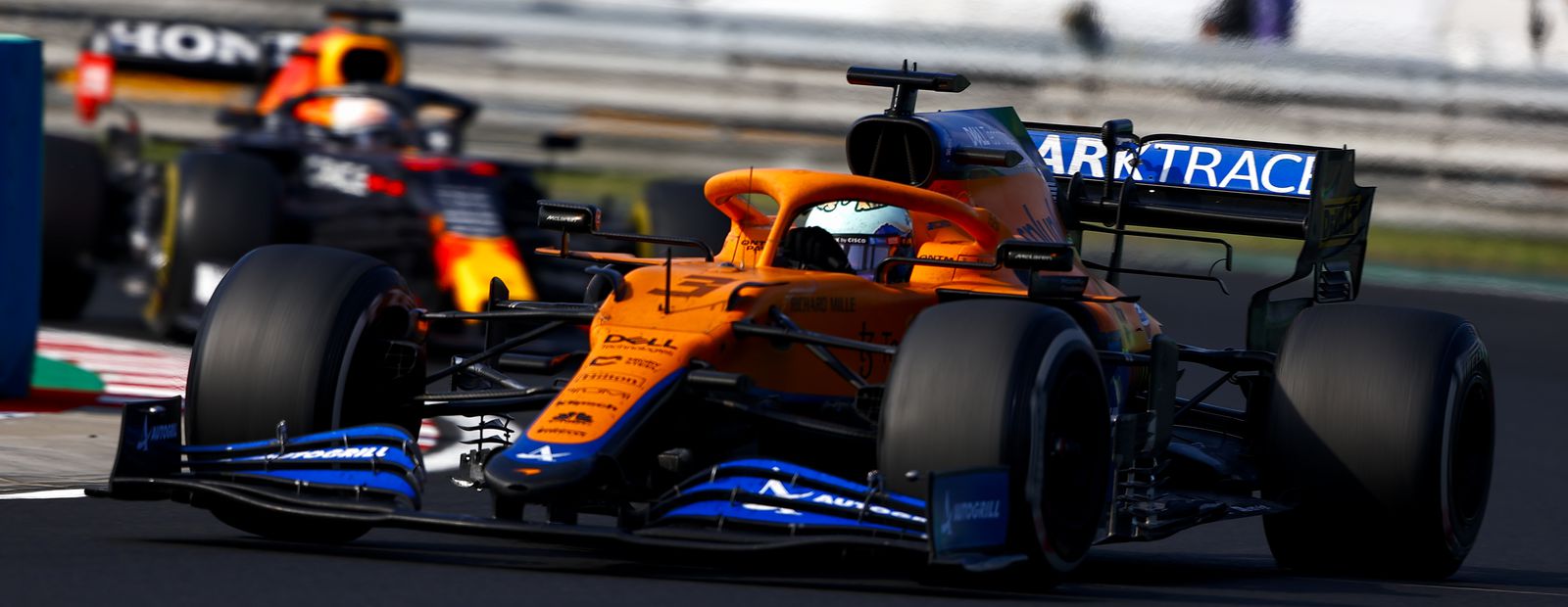 www.mclaren.com