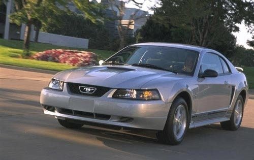 2001_ford_mustang_coupe_gt-premium_fq_oem_1_500.jpg