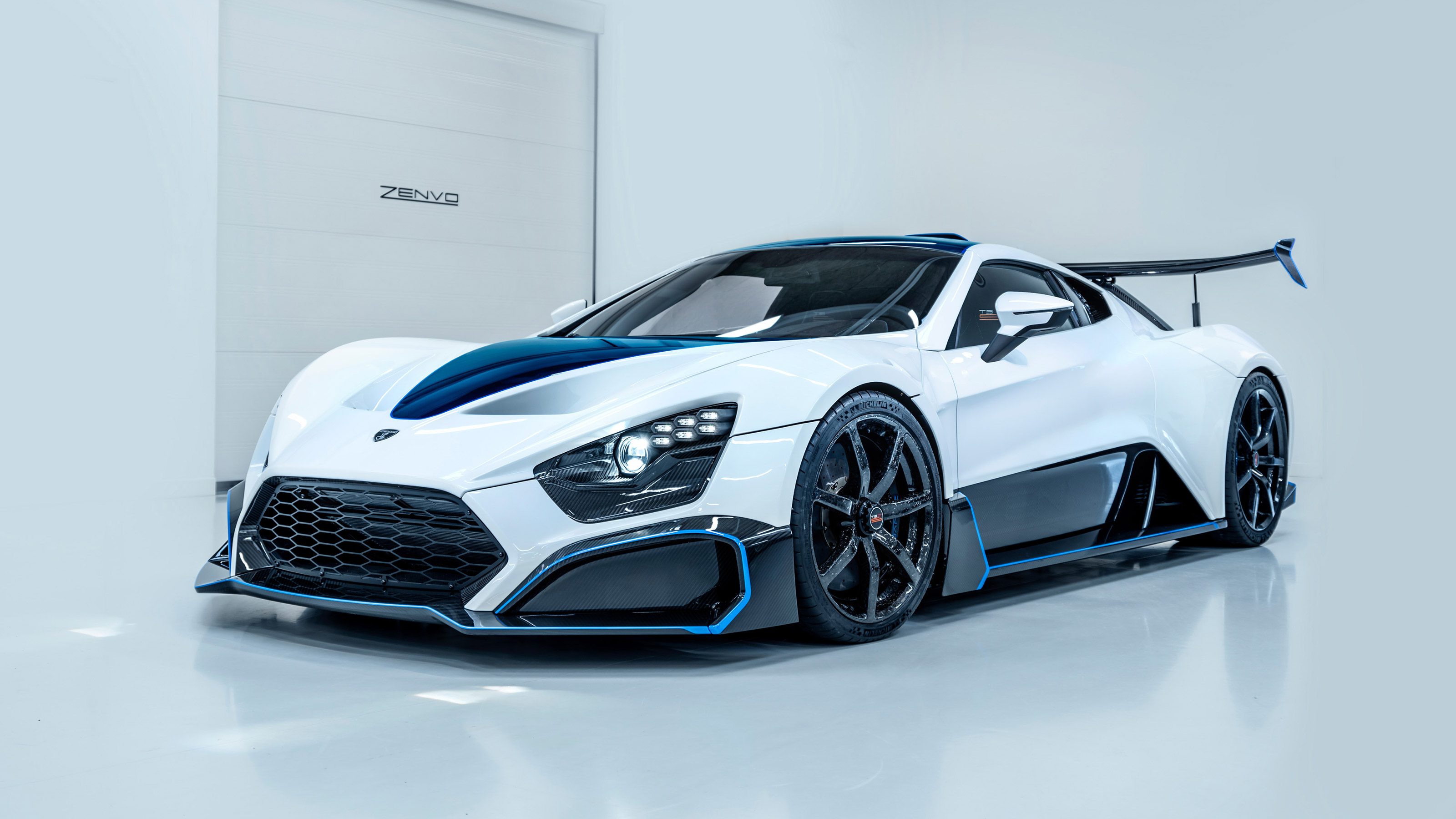 New%20Zenvo%20TSR-S.jpg