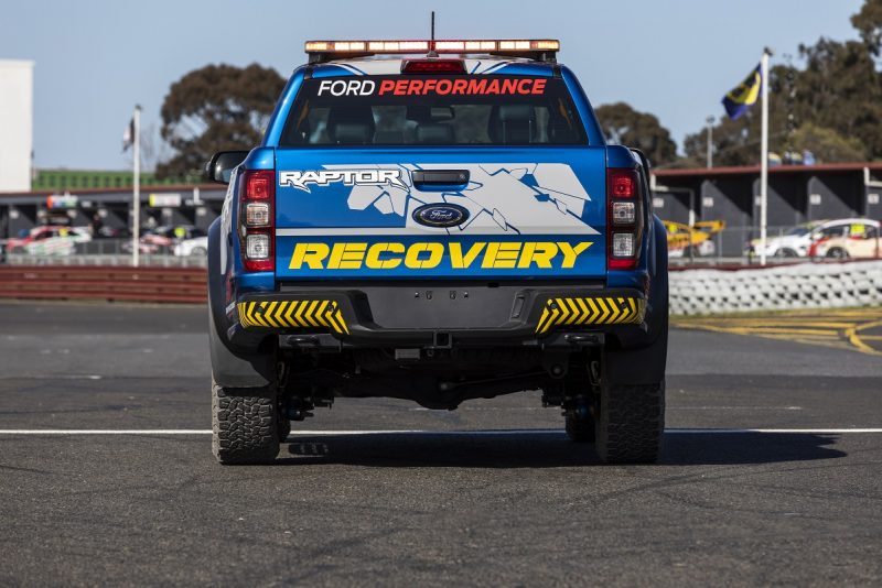 Ford-Performance-Ranger-Raptor-Supercars-Recovery-Vehicle-rear-Sandown-800x534.jpg