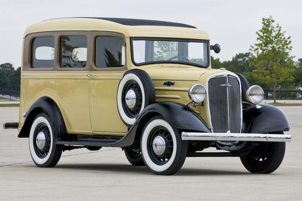 1936_Chevrolet_Suburban.jpg