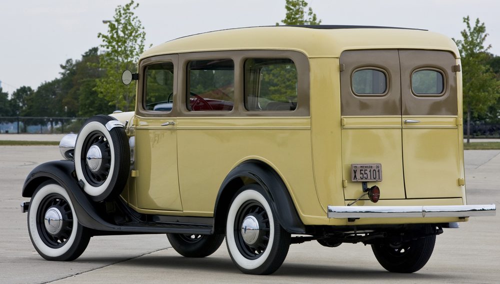 1936_Chevrolet_Suburban_2.jpg