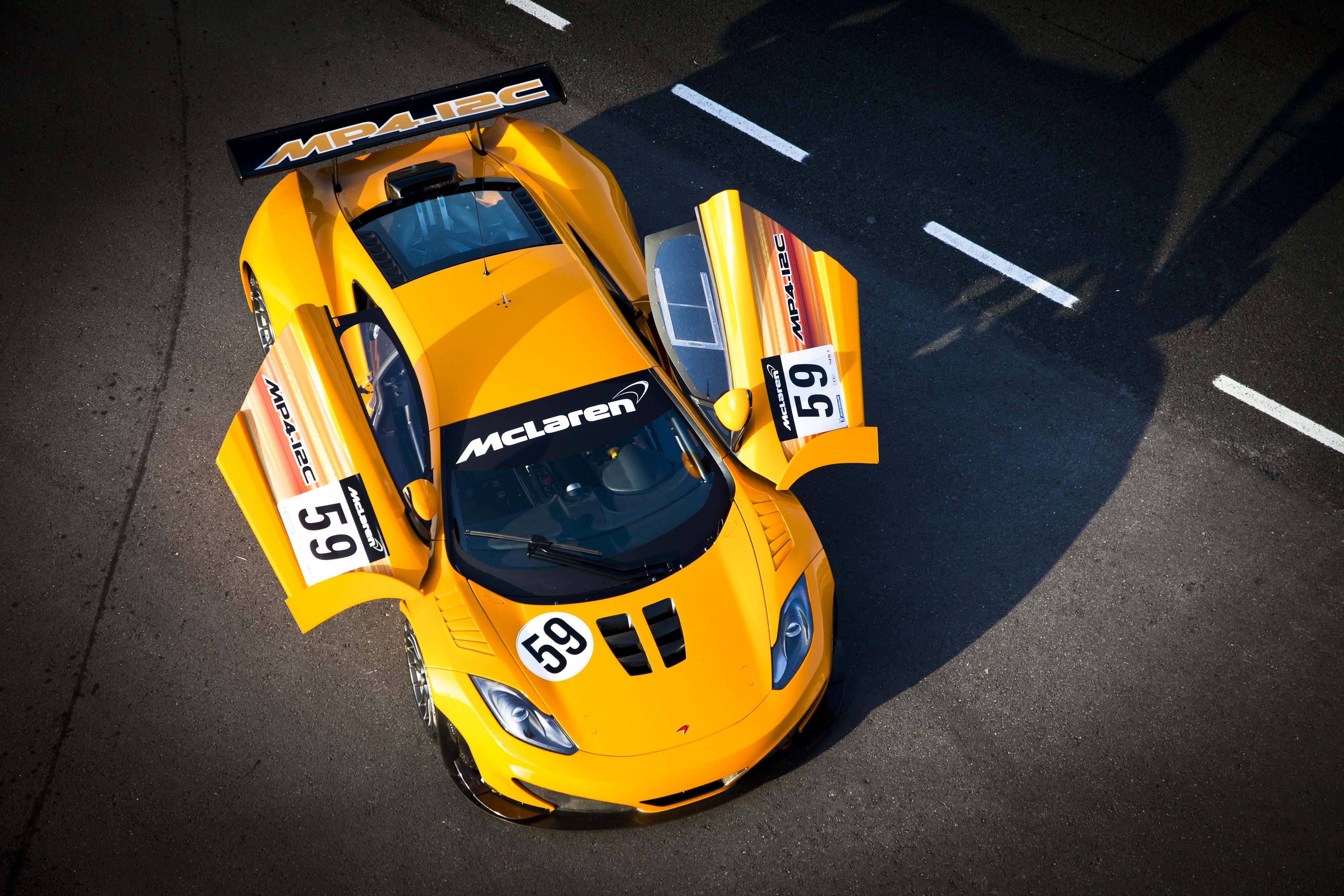 539-mclaren_mp412c_gt30623.jpg