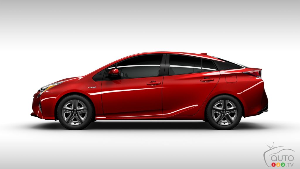 Toyota-Prius-2016_004.JPG