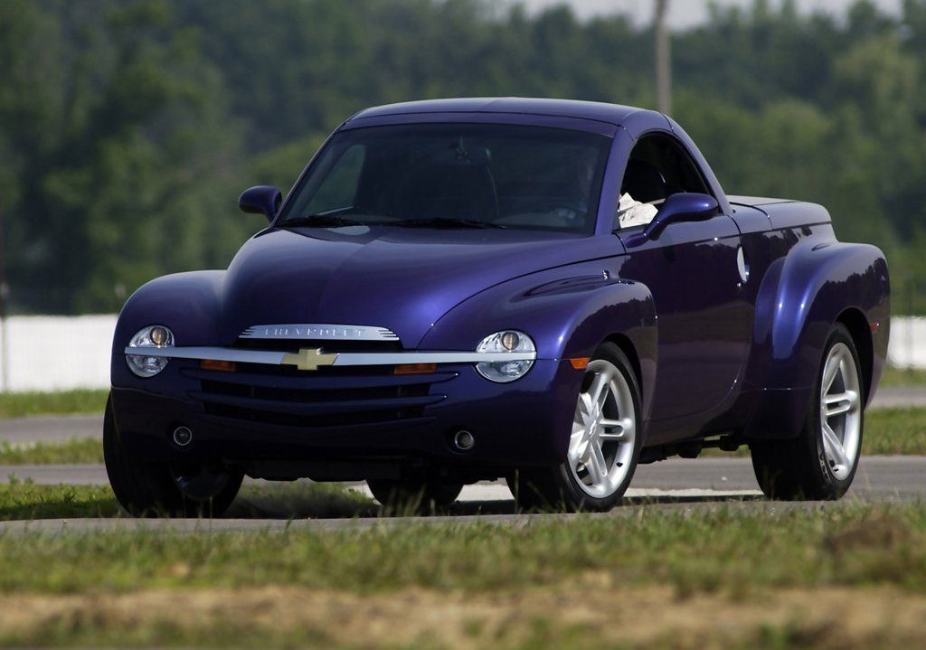 2003-chevrolet-ssr-14.jpg