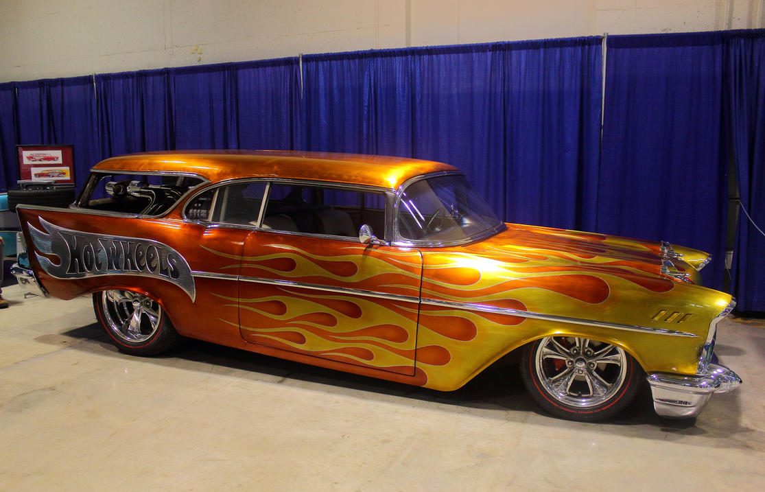 life_size_hot_wheels_car_by_drivenbychaos-dax477u.jpg