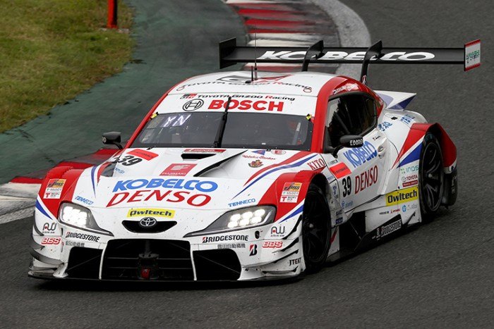 the-denso-kobelco-sard-gr-out-races-the-super-gt-field-at-fuji_5f79e0dca4a21.jpeg
