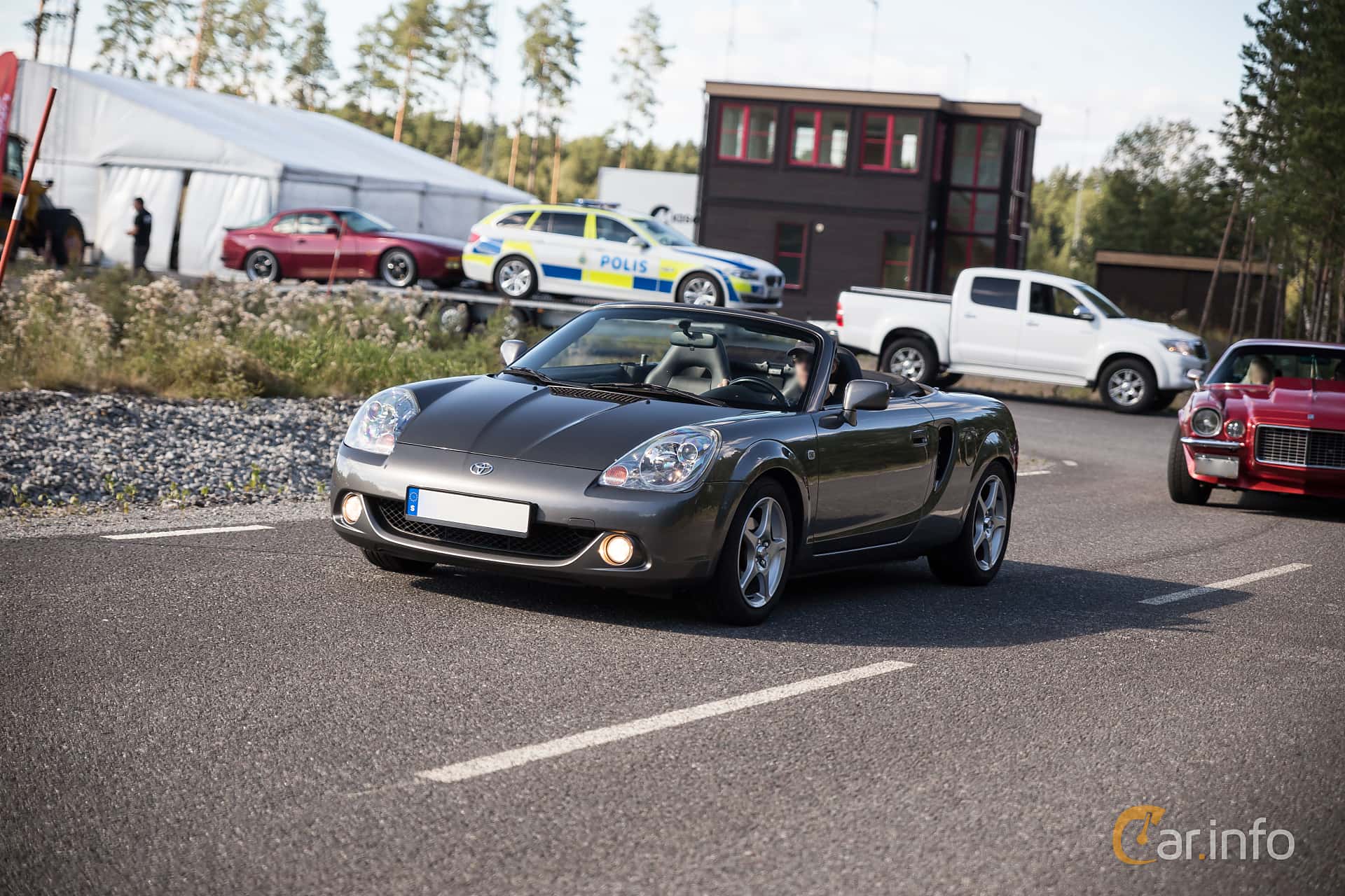 toyota-mr2-roadster-front-side-arlanda-bilfestival-2015-0-173880.jpg