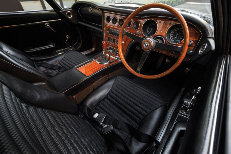 -and-the-interior-is-a-gem-of-1960s-japanese-design-from-the-wooden-steering-wheel-and-gear-selector-to-the-leather-lined-doors.jpg