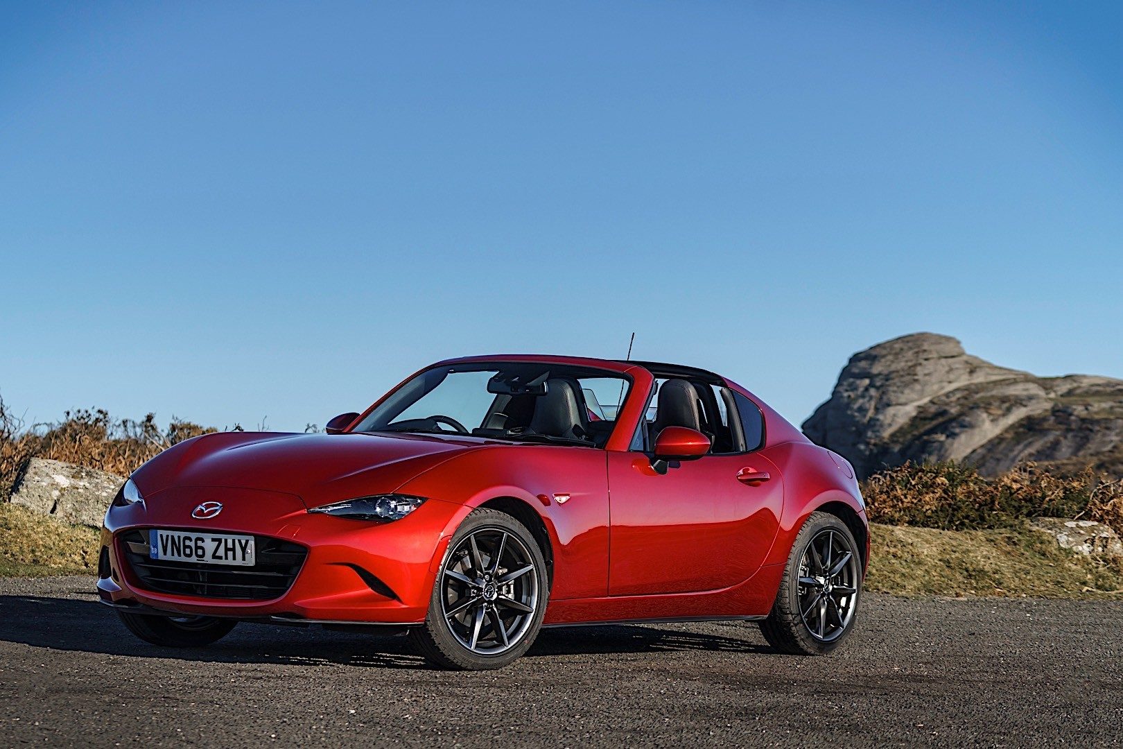 MAZDA-MX-5---Miata-RF-5780_56.jpg