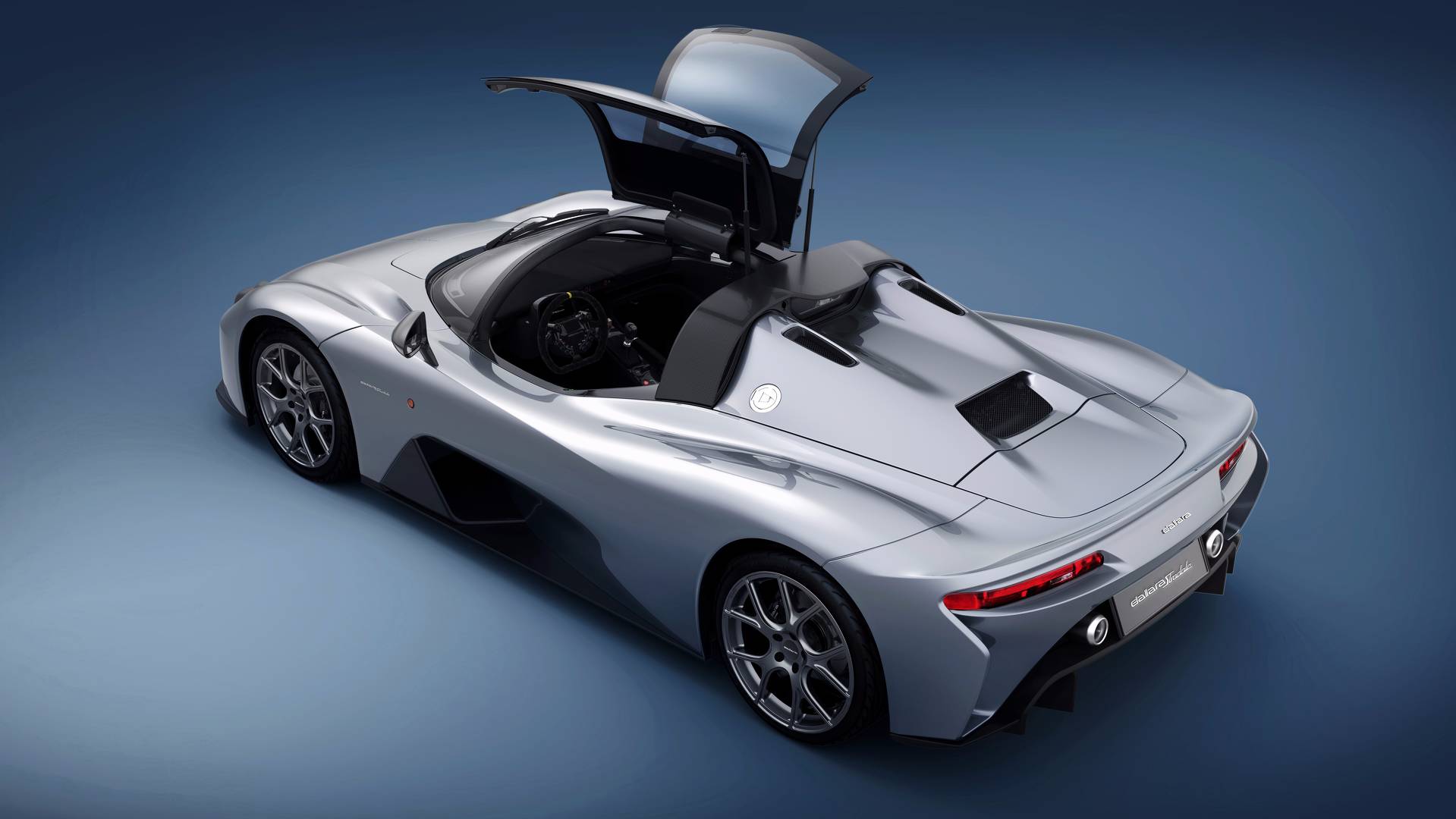 dallara-stradale-is-a-ford-powered-speedster-that-turns-into-a-coupe_15.jpg