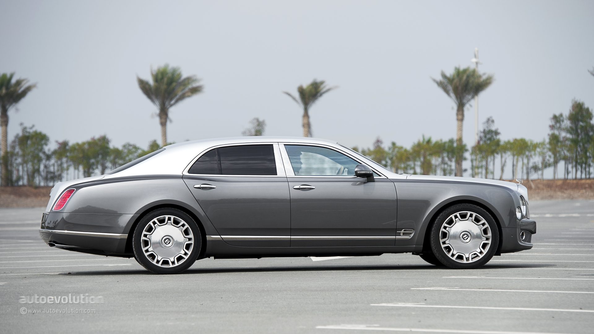 bentley-mulsanne-review-2013_67.jpg