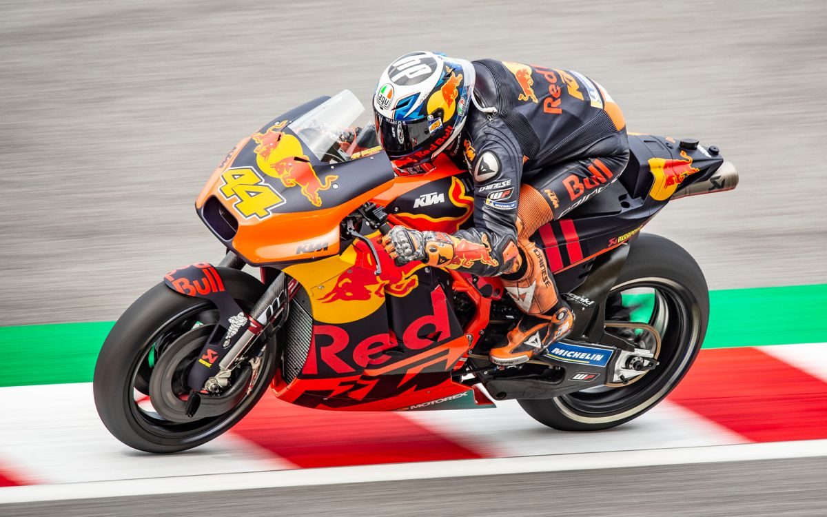 255714_Pol-Espargaro-KTM-RC16-Sepang-International-Circuit-2018-1200x750.jpg