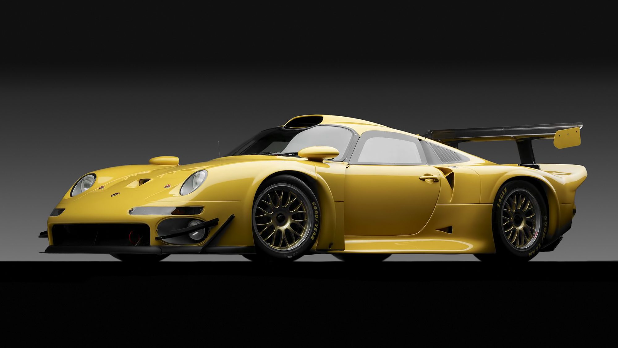 porsche_911_gt1_umstellung_auf_strassenversion_7.jpeg