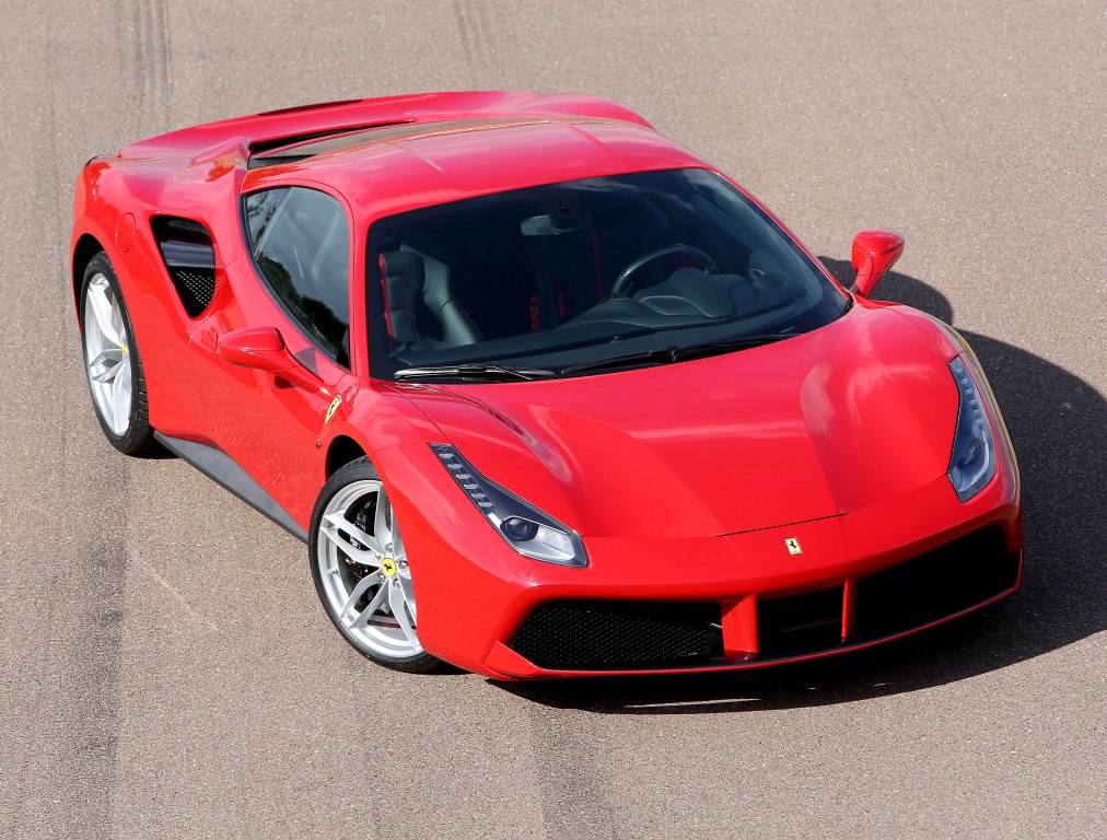 ferrari_488_gtb_515_0071000013c20f00.jpg