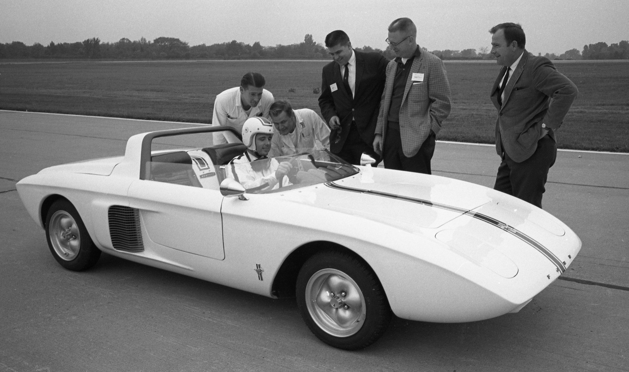 1962-Ford-Mustang-I-Concept-2.jpeg