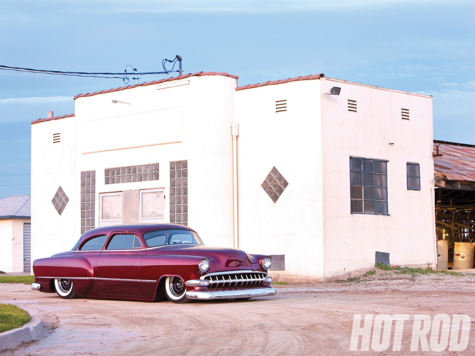 hrdp-1006-05-o-1954-chevy-custom-coupe-infront-of-an-old-dairy.jpg