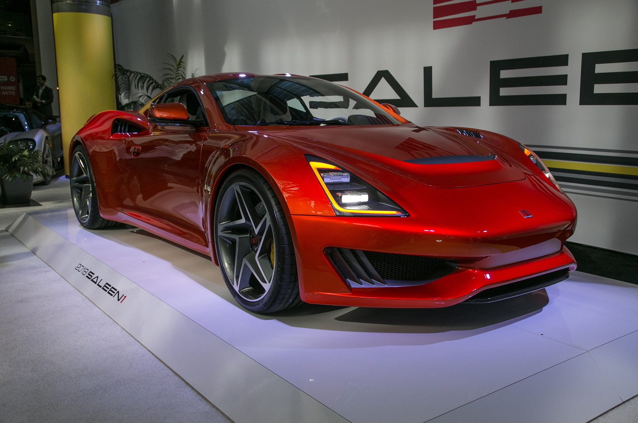 2018-Saleen-S1-front-three-quarter-01.jpg