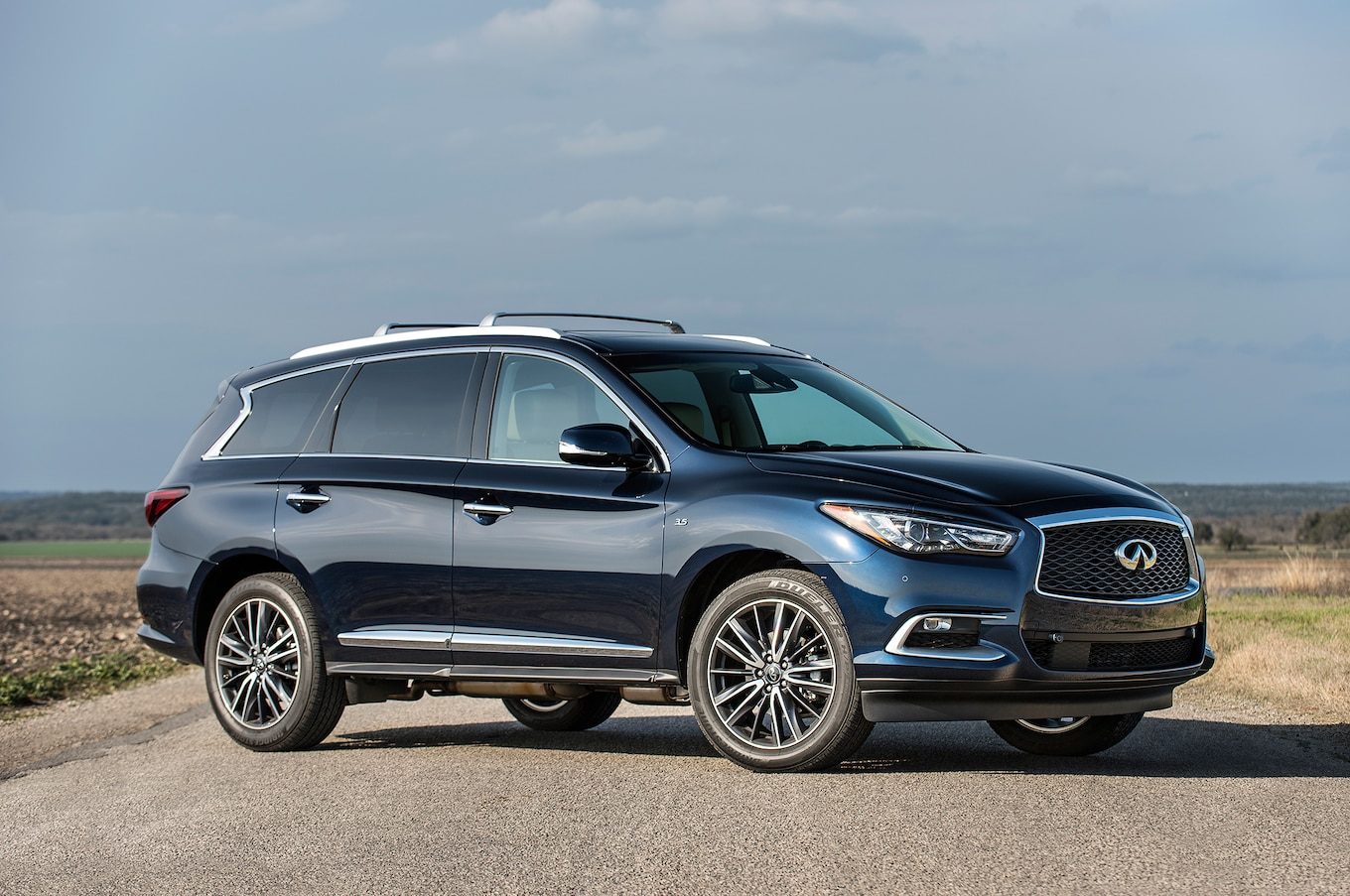 2018-Infiniti-QX60-front-three-quarter.jpg