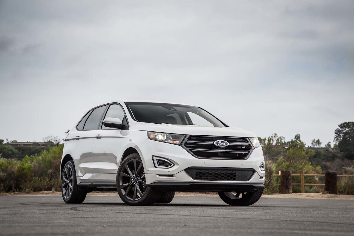 2016-Ford-Edge-Sport-AWD-front-three-quarters.jpg