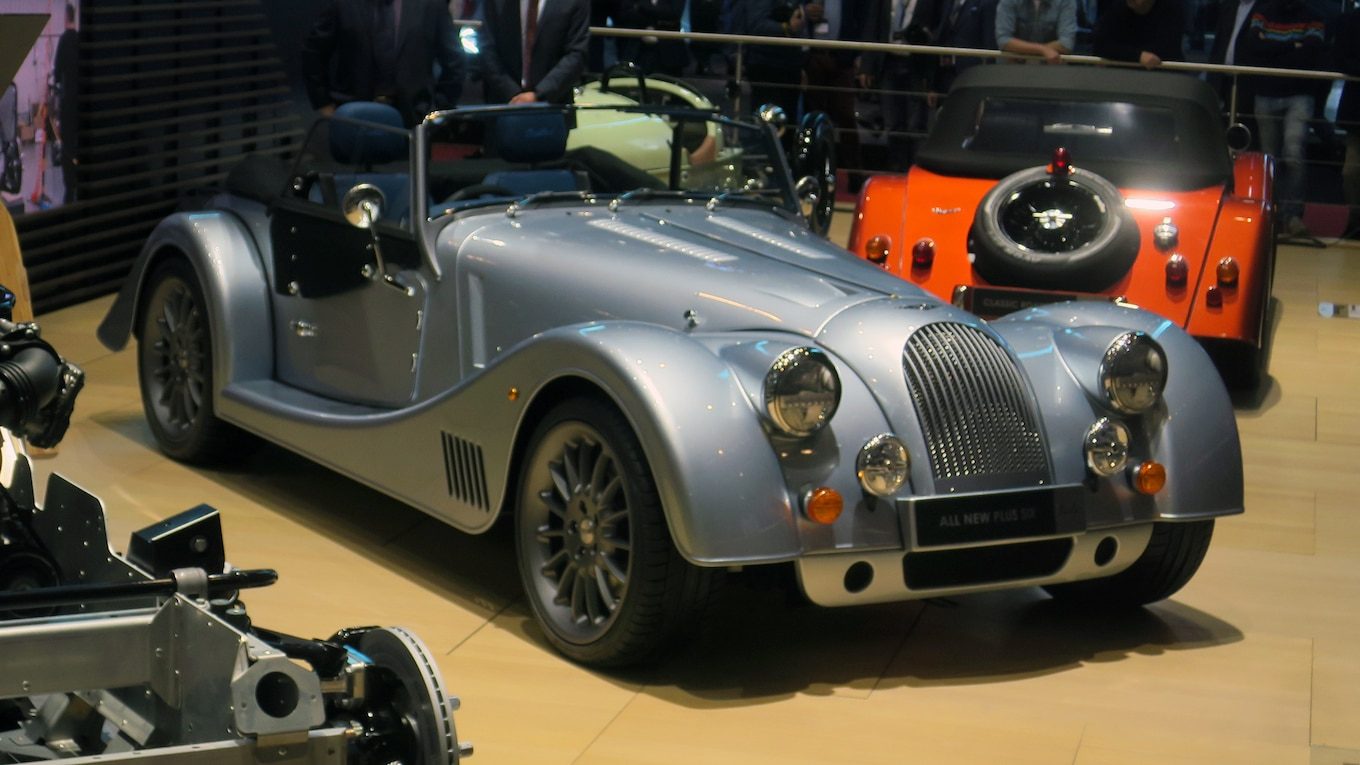 2020-Morgan-Plus-Six-in-silver.jpg