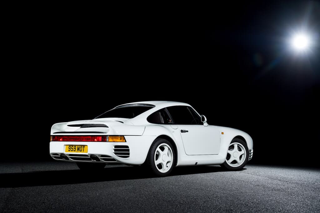 1988_porsche_959-pic-6235166270910508483-1024x768.jpeg