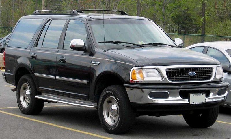 1997_ford_expedition_4_dr_xlt_4wd_suv-pic-9222957798399067556-1600x1200.jpeg