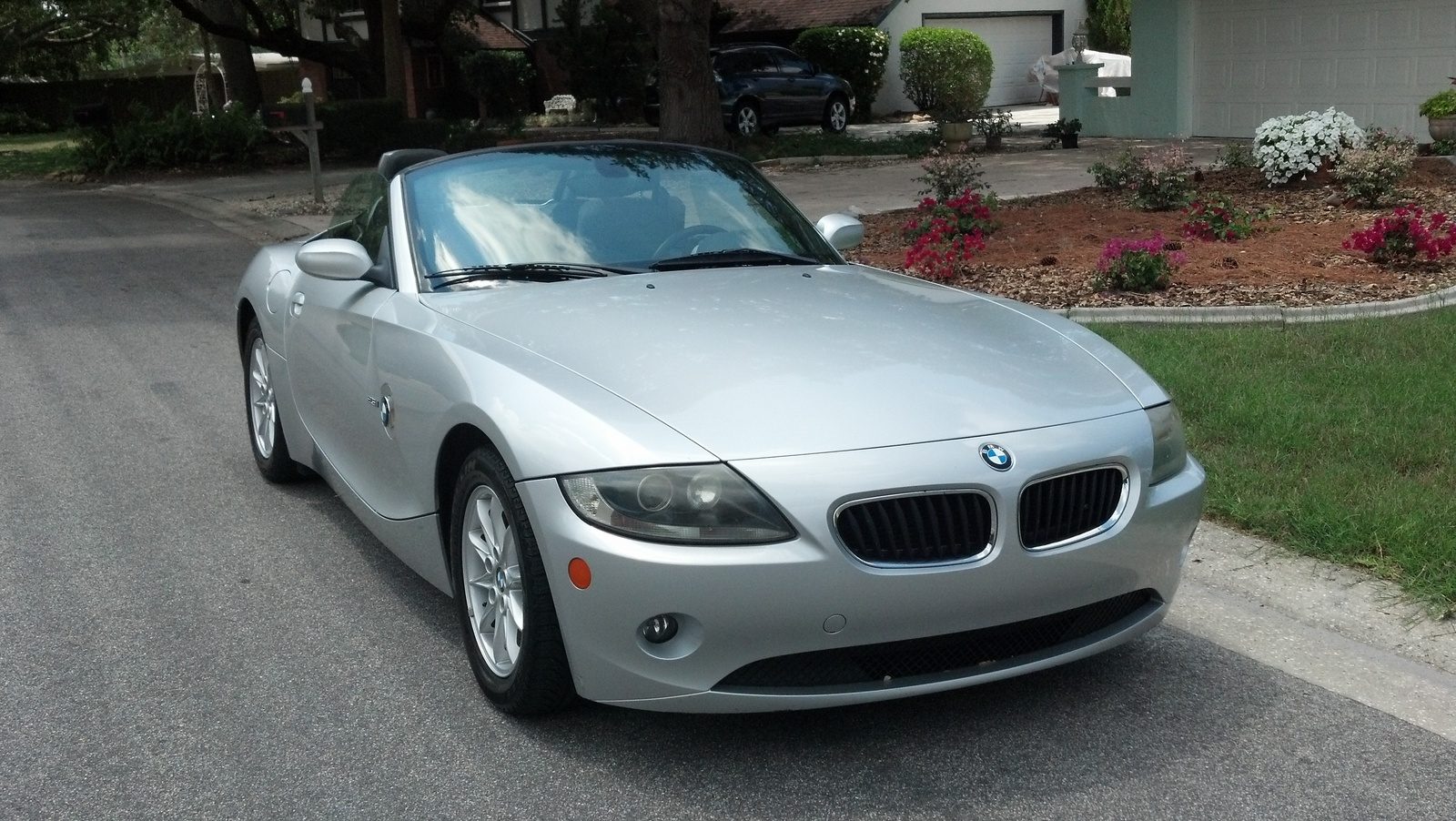 2005_bmw_z4_2_5i-pic-9056134182994357057.jpeg