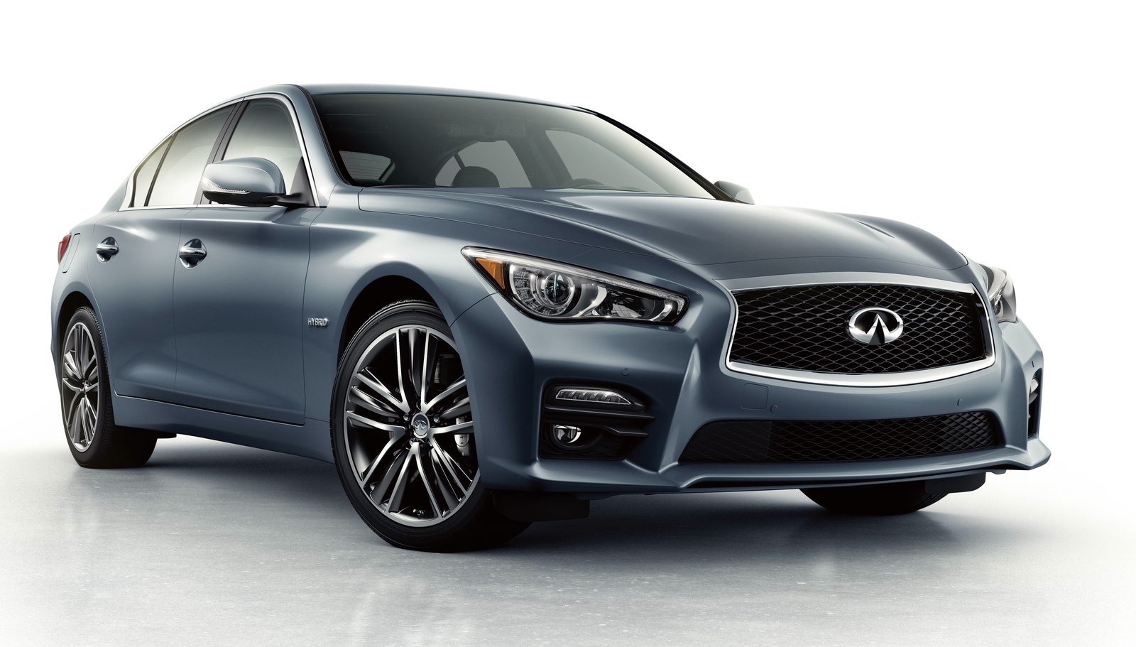 2015_infiniti_q50_hybrid-pic-4713872519233041059-1600x1200.jpeg