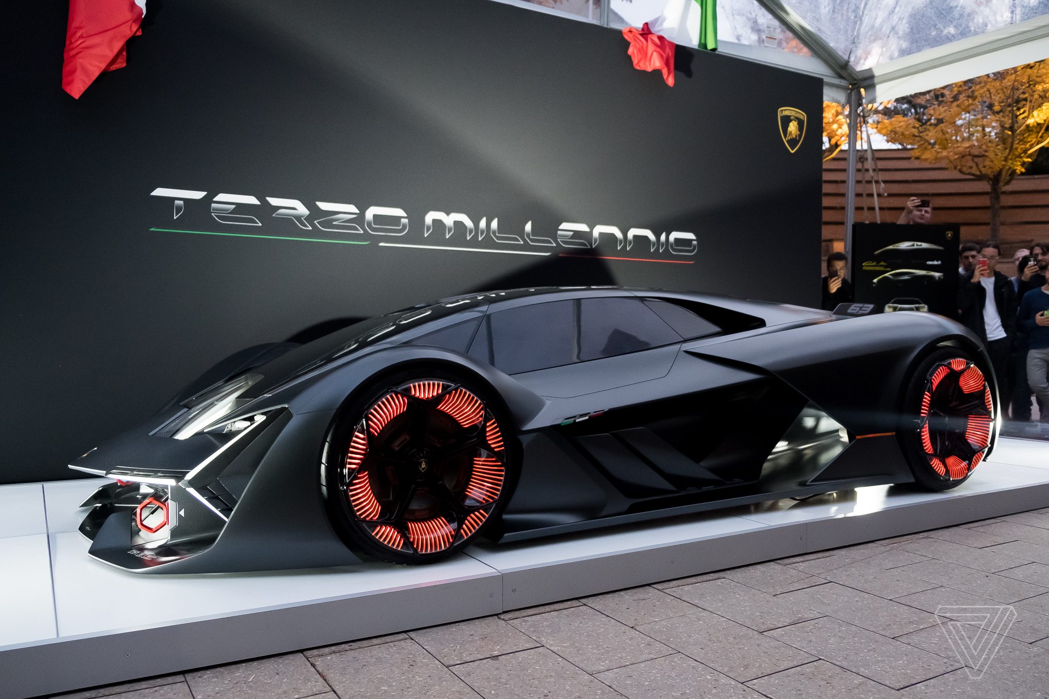 lamborghini_terzo_millennio_7494.jpg