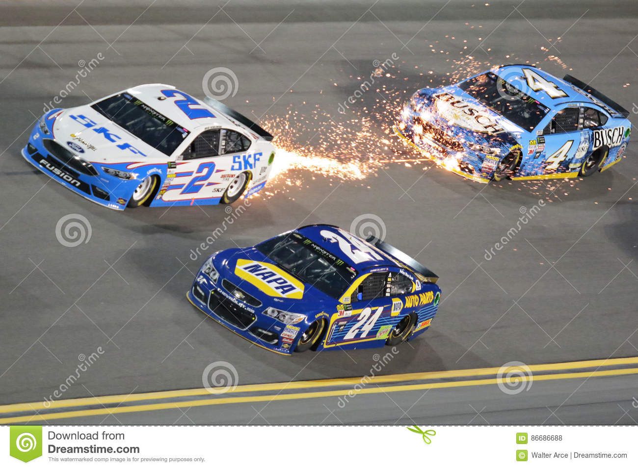 nascar-feb-advance-auto-parts-clash-daytona-february-beach-florida-usa-brad-keselowski-sprays-sparks-onto-kevin-harvick-86686688.jpg