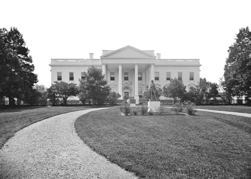 1860s_White_House.jpg