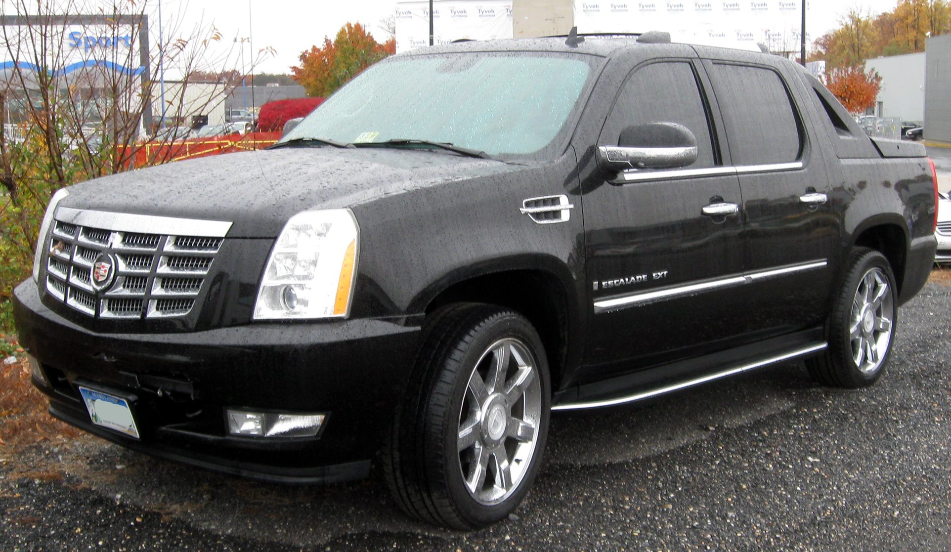 2nd_Cadillac_Escalade_EXT_--_11-10-2011.jpg