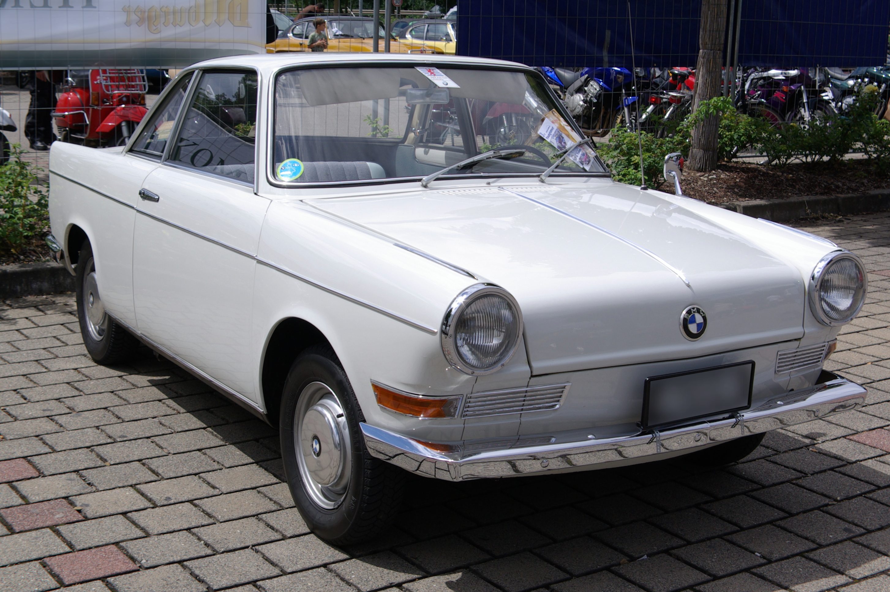 BMW_700_sport_BW_1.JPG