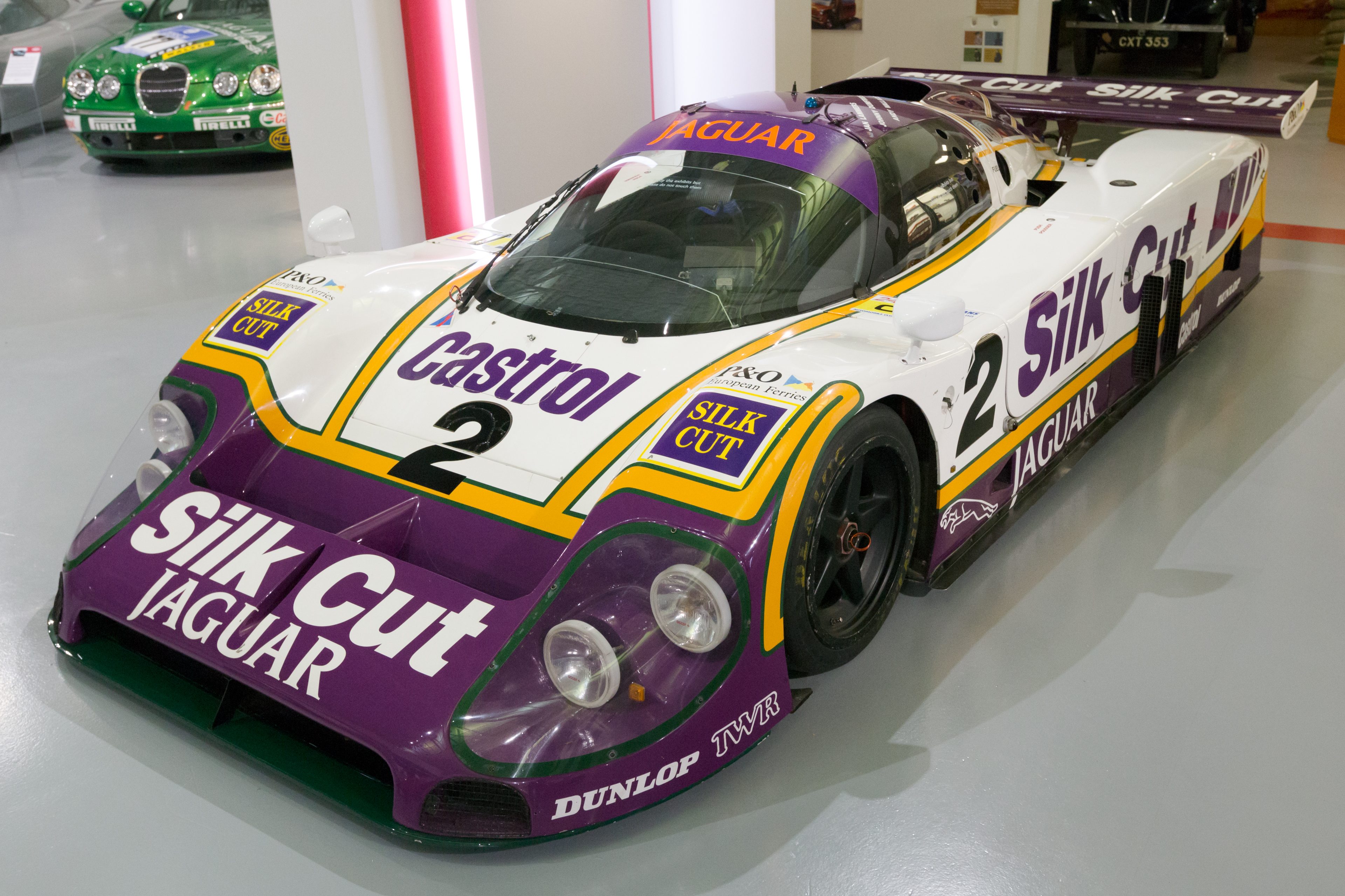 Jaguar_XJR-9_LM_front-left_Heritage_Motor_Centre%2C_Gaydon.jpg