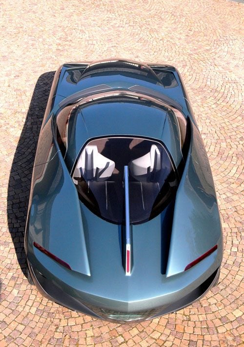 2008_Bertone_Alfa_Romeo_BAT_11_rear.jpg