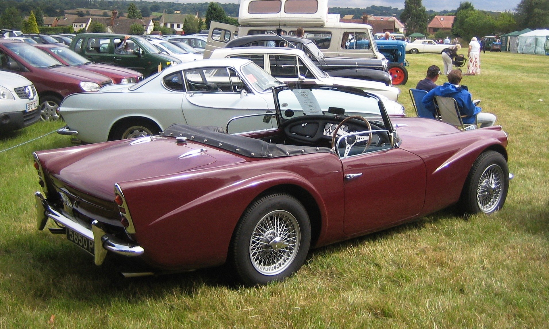 Daimler_SP250_rear_three_quarters.JPG