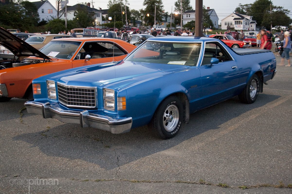 Ford_Ranchero_Front.jpg