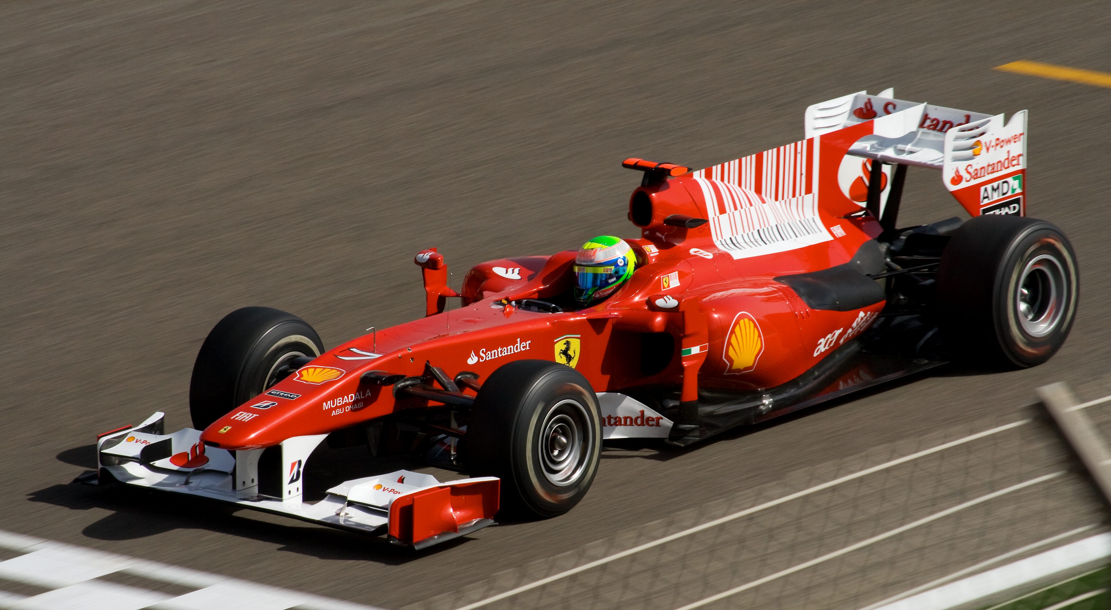 Felipe_Massa_Ferrari_during_Bahrain_2010_GP.jpg