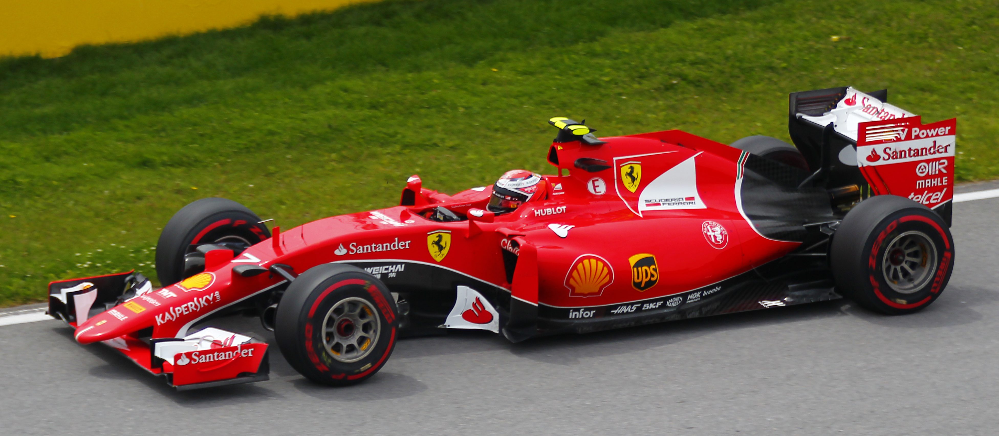 Kimi_Raikkonen_070615.jpg