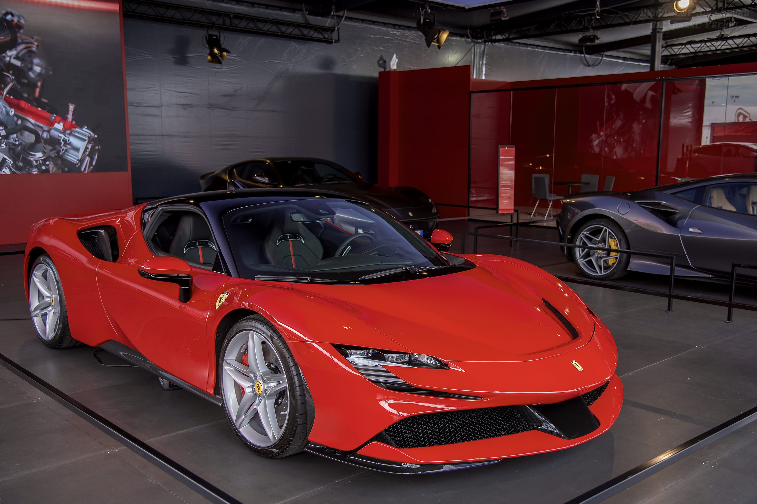 Red_2019_Ferrari_SF90_Stradale_%2848264238897%29.jpg